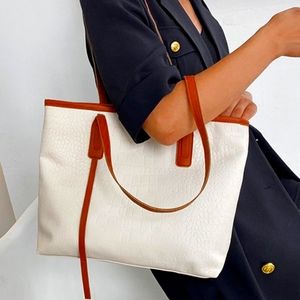 Fashion White Canvas Large Capacity Square Bag